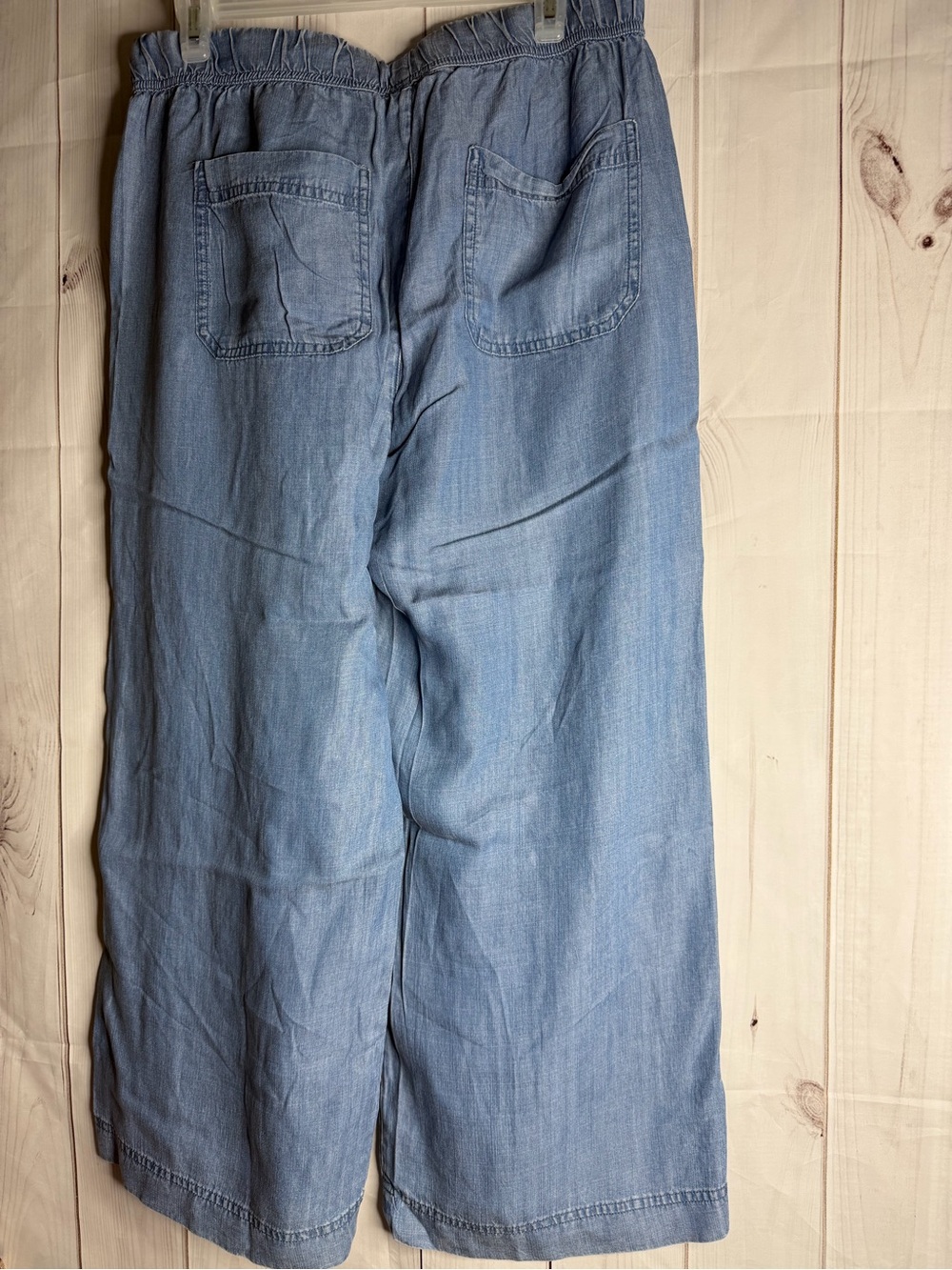 Splendid Blue Wide-Leg Cropped Drawstring Pants. Soft, Comfortable, lounge pants - Picture 3 of 4